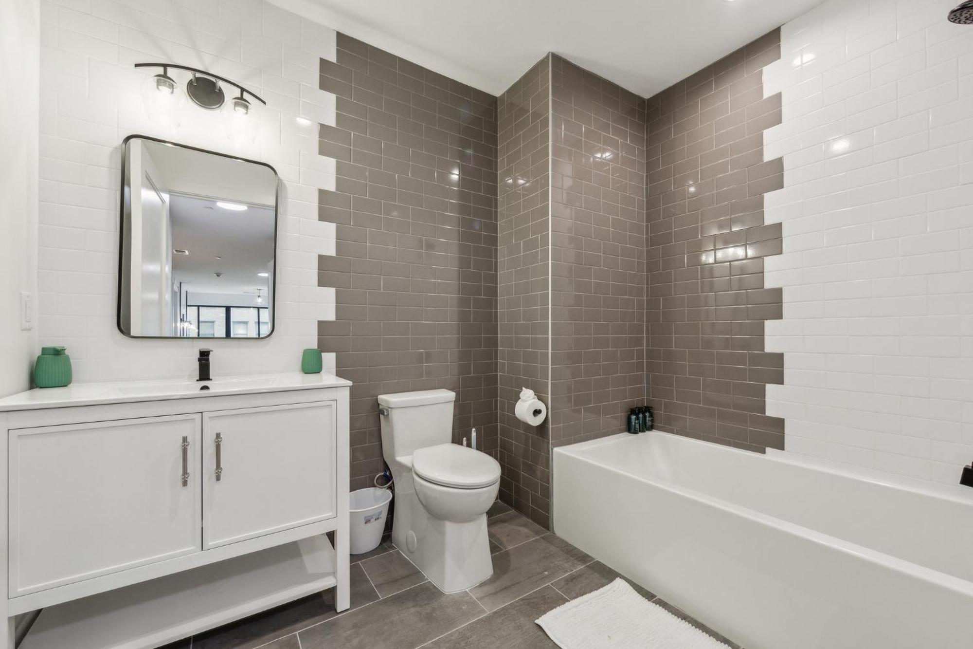 Beautiful New Apartment I 1 Bedroom 1 Bathroom Wilmington Bagian luar foto
